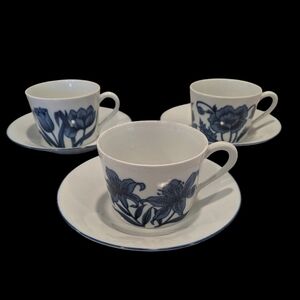 Sigma Beauty Blue and White Tea Cup Set